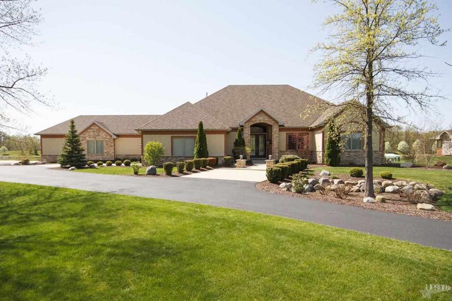 1010 SUNSET LAKE Cove, Fort Wayne in Fort Wayne, Indiana Real Estate - Homes & Land