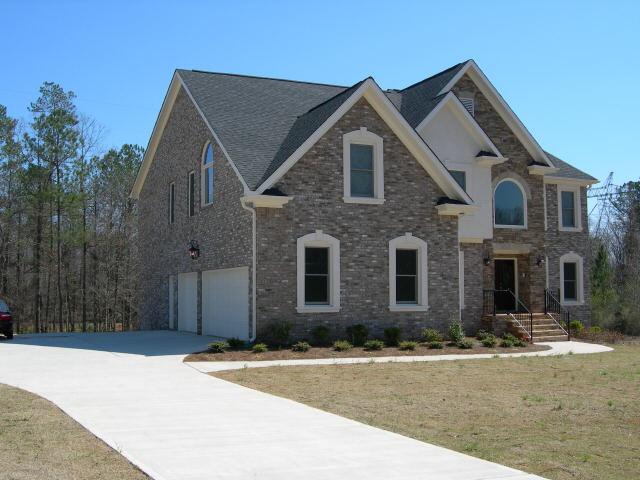 2718 Jacanar Ln, Atlanta, GA 30331