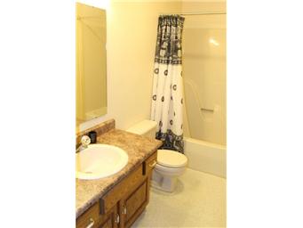 8955 Oak Country Lane, Desoto, KS 66018