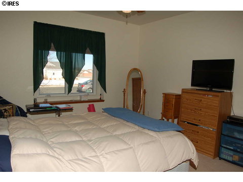 1106 N 5th St, Johnstown, CO 80534
