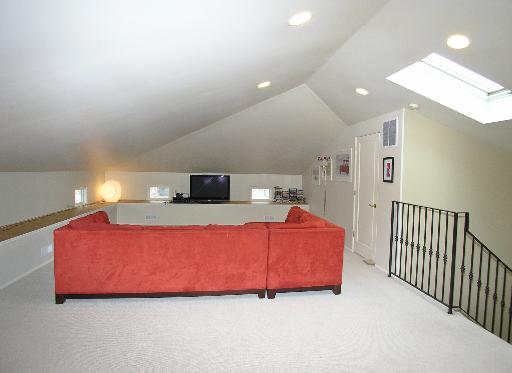 614 South Ashland Avenue, La Grange, IL 60525