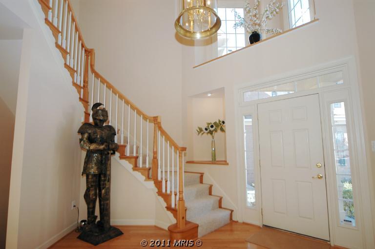 20271 Island View Court, Sterling, VA 20165