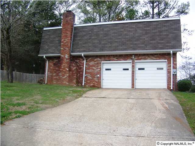 1729 Millican Place, Huntsville, AL 35816