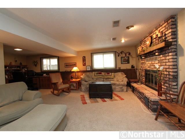 10890 Butternut Street, Coon Rapids, MN 55448
