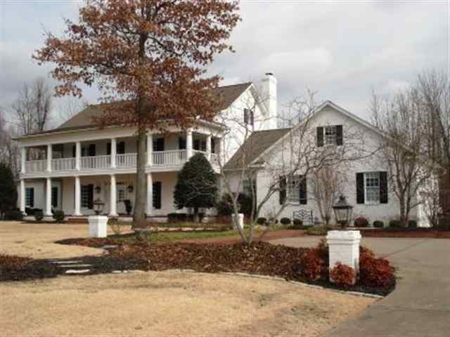 3 Circle Lake, Paducah, Kentucky Homes & Land - Real Estate